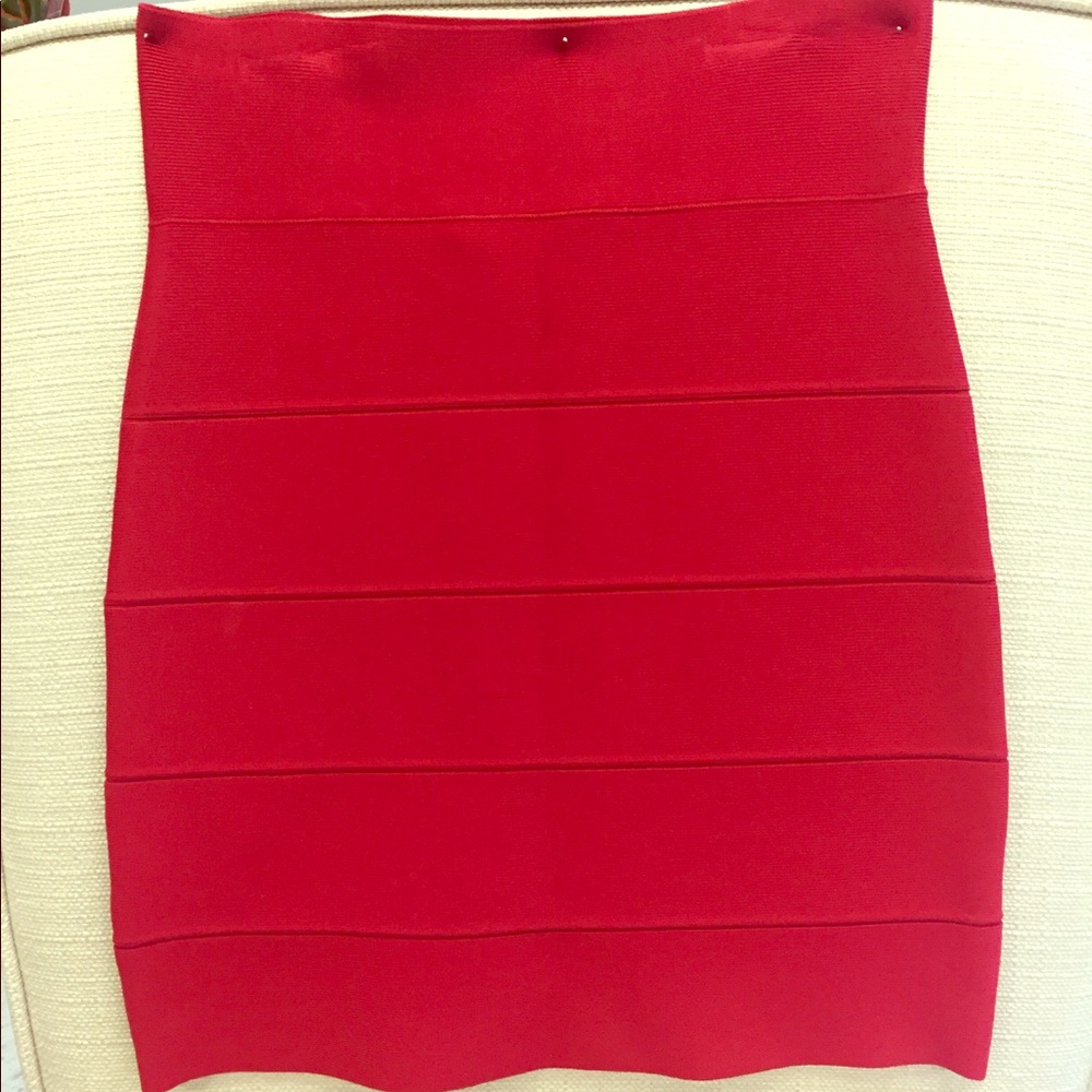 Red BCBG bandage skirt
